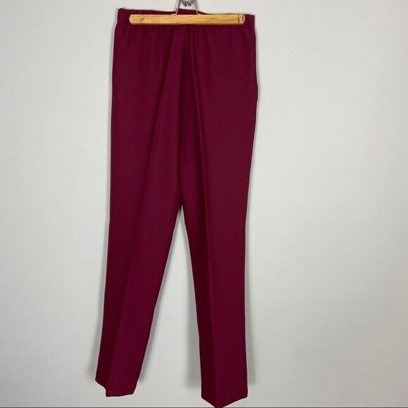 Vintage High-Waisted Burgundy Trousers – Classic Tailored Straight Leg Pants - Picture 6 of 9